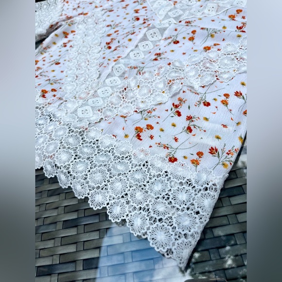 Thread Market Lace Top - Picture 3 of 8